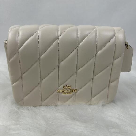 Coach Quinn Bag With Quilting Shoulder/Crossbody Bag In Leather/Gold/Chalk CY663 - Picture 3 of 12